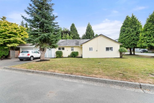 9570 Victor Street  Chilliwack, BC V2P 5B4