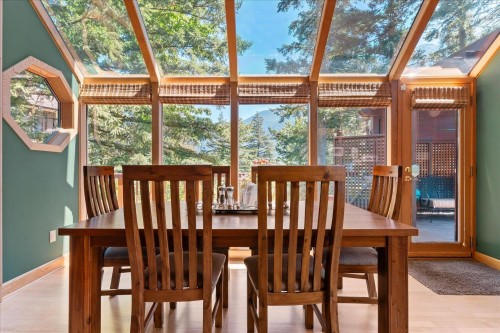 21377 Thacker Mtn Road, Hope, BC - Indoor Photo Showing Dining Room