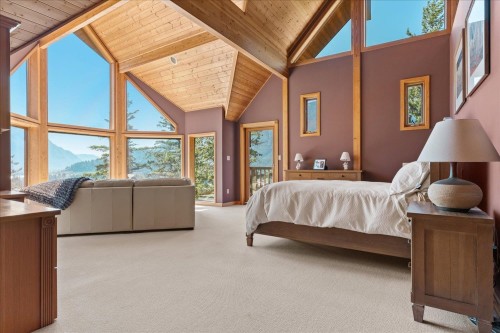 21377 Thacker Mtn Road, Hope, BC - Indoor Photo Showing Bedroom