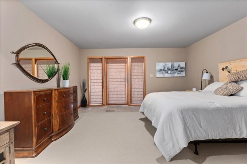 21377 Thacker Mtn Road, Hope, BC - Indoor Photo Showing Bedroom