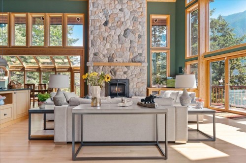 21377 Thacker Mtn Road, Hope, BC - Indoor With Fireplace