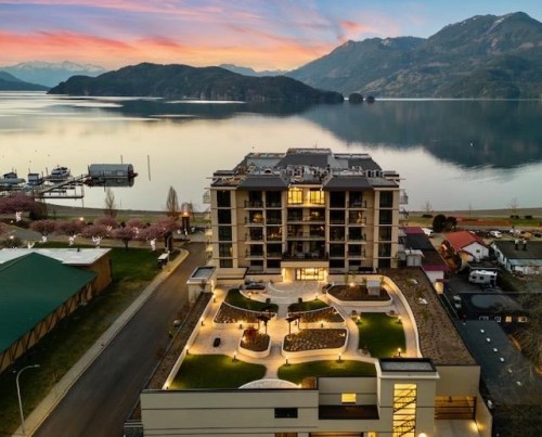 201-120 Esplanade Avenue  Harrison Hot Springs, BC V0M 1K0