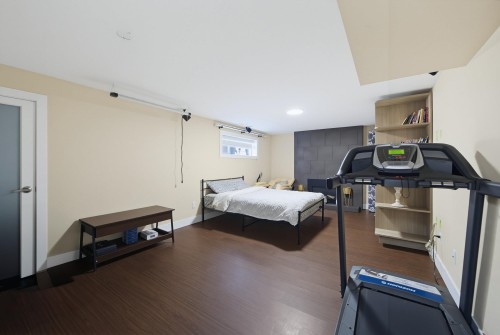 45780 Berkeley Avenue, Chilliwack, BC - Indoor Photo Showing Bedroom