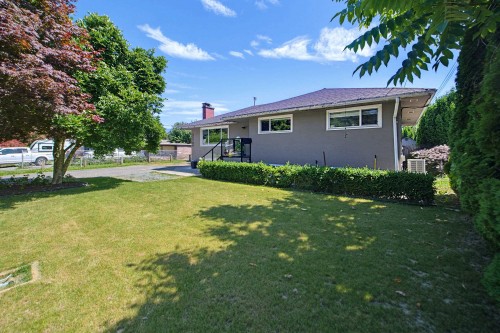 45780 Berkeley Avenue, Chilliwack, BC - Outdoor