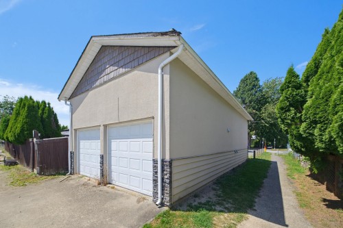 45780 Berkeley Avenue, Chilliwack, BC - Outdoor With Exterior