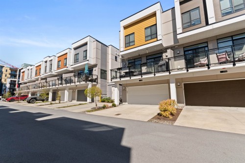 191-46150 Thomas Road, Chilliwack, BC - Outdoor