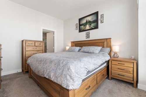 191-46150 Thomas Road, Chilliwack, BC - Indoor Photo Showing Bedroom