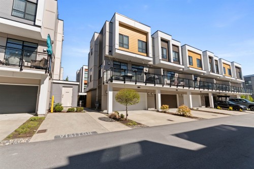 191-46150 Thomas Road, Chilliwack, BC - Outdoor