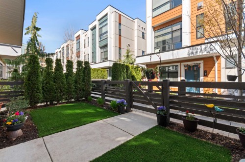 191-46150 Thomas Road, Chilliwack, BC - Outdoor