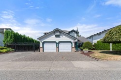 7019 Wiltshire Street Chilliwack, BC V2R 2S9