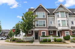 5457 Driftwood Street Chilliwack, BC V2R 6A3