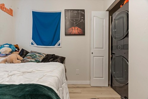 5635 Viewpoint Place, Chilliwack, BC - Indoor Photo Showing Laundry Room