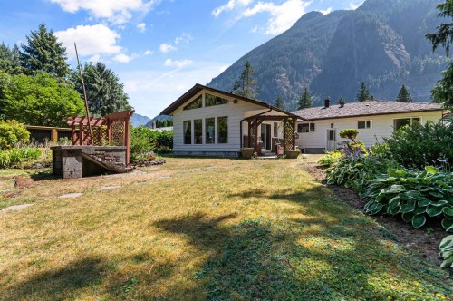 19899 Silverhope Road, Hope, BC - Outdoor
