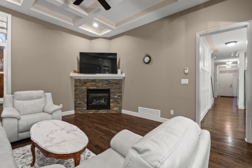 8512 Bradshaw Place, Chilliwack, BC - Indoor Photo Showing Living Room With Fireplace