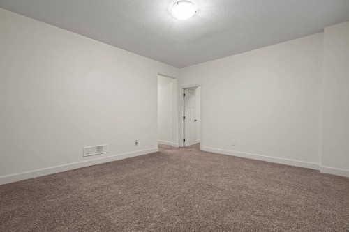 8512 Bradshaw Place, Chilliwack, BC - Indoor Photo Showing Other Room