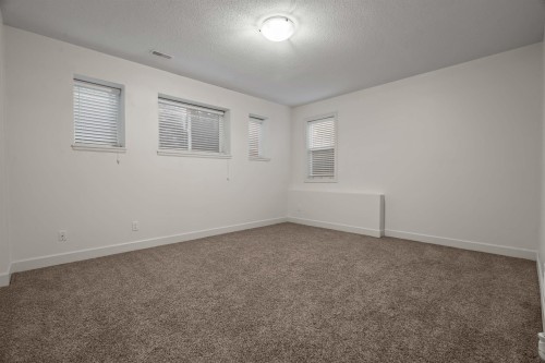 8512 Bradshaw Place, Chilliwack, BC - Indoor Photo Showing Other Room