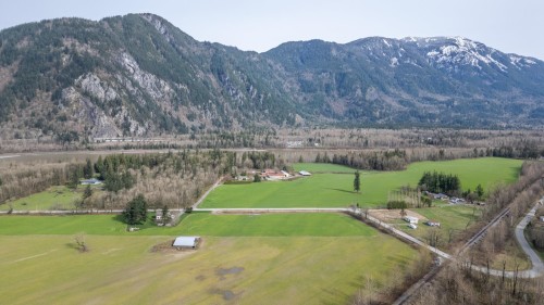 59280 St Elmo Road, Hope, BC 
