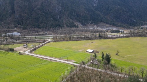 59280 St Elmo Road, Hope, BC 