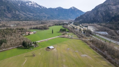 59280 St Elmo Road, Hope, BC 