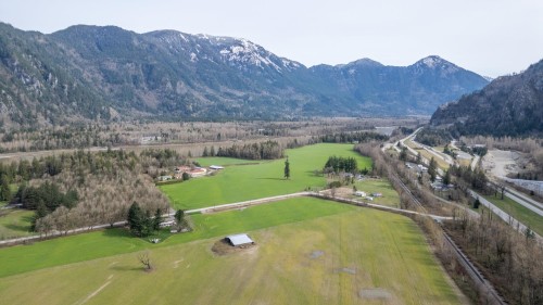 59280 St Elmo Road, Hope, BC 