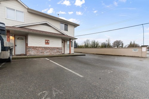 1-9206 Corbould Street  Chilliwack, BC V2P 4A5