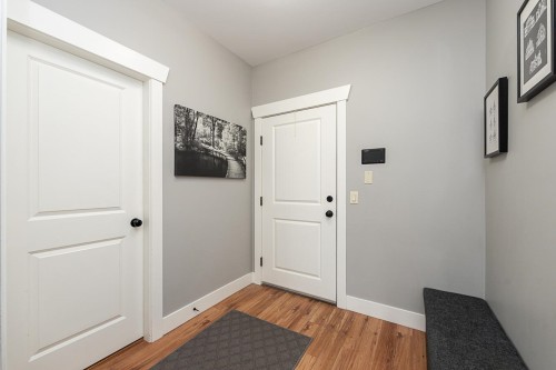204-46021 Second Avenue, Chilliwack, BC - Indoor Photo Showing Other Room