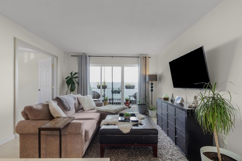 214-45669 Mcintosh Drive  Chilliwack, BC V2P 6V4