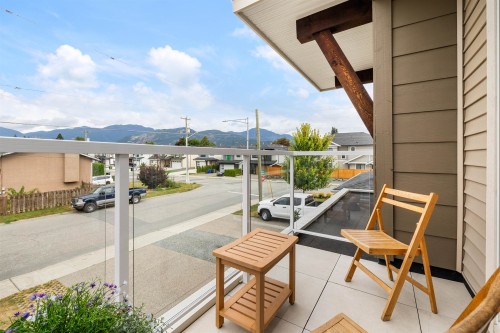 10392 Wedgewood Drive, Chilliwack, BC - Outdoor With Exterior