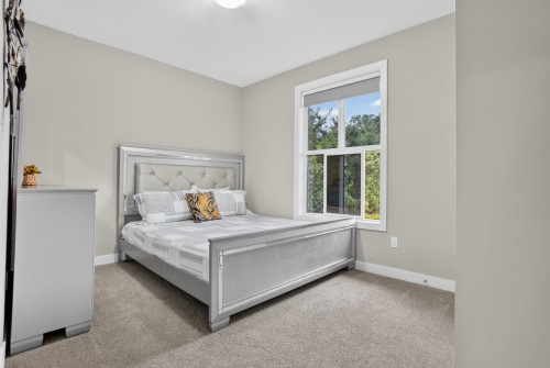 7-5665 Promontory Road, Chilliwack, BC - Indoor Photo Showing Bedroom