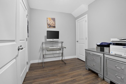 7-5665 Promontory Road, Chilliwack, BC - Indoor