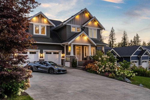 50250 Sienna Avenue, Chilliwack, BC - Outdoor With Facade