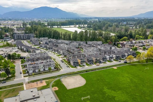107-8413 Midtown Way, Chilliwack, BC - Outdoor With View