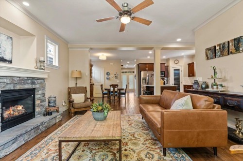 5801 Shawnigan Drive, Chilliwack, BC - Indoor Photo Showing Living Room With Fireplace