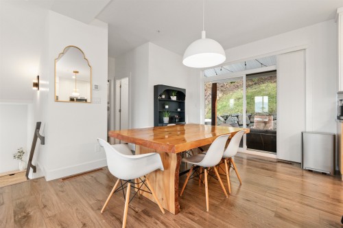 1-6262 Rexford Drive, Chilliwack, BC - Indoor Photo Showing Dining Room