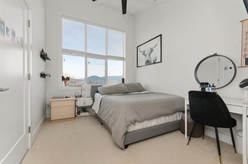 1-6262 Rexford Drive, Chilliwack, BC - Indoor Photo Showing Bedroom