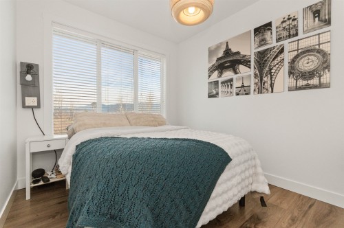 1-6262 Rexford Drive, Chilliwack, BC - Indoor Photo Showing Bedroom