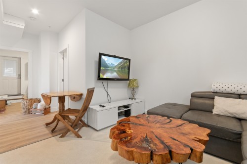 1-6262 Rexford Drive, Chilliwack, BC - Indoor
