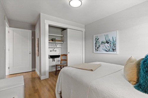 6464 Reid Road, Chilliwack, BC - Indoor Photo Showing Bedroom