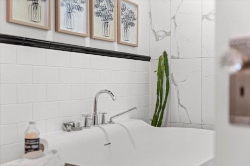 6464 Reid Road, Chilliwack, BC - Indoor Photo Showing Bathroom
