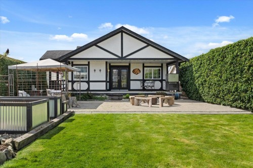 6464 Reid Road, Chilliwack, BC - Outdoor With Deck Patio Veranda