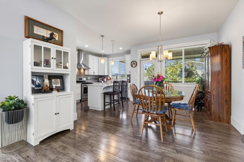 3-10166 Williams Road, Chilliwack, BC - Indoor Photo Showing Dining Room