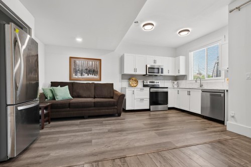 3-10166 Williams Road, Chilliwack, BC - Indoor Photo Showing Kitchen