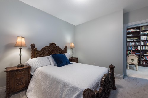 125-51075 Falls Court, Chilliwack, BC - Indoor Photo Showing Bedroom