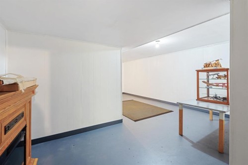 8668 Coventry Place, Chilliwack, BC - Indoor Photo Showing Other Room
