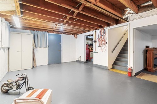 8668 Coventry Place, Chilliwack, BC - Indoor Photo Showing Basement