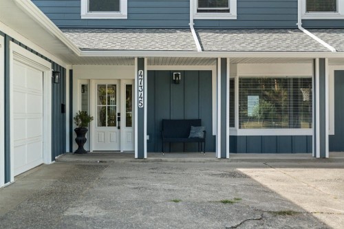 47345 Swallow Crescent, Chilliwack, BC - Outdoor With Exterior