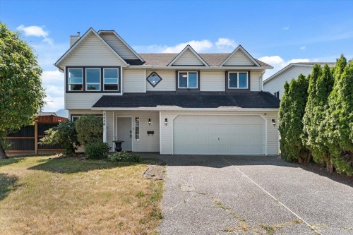 5633 Kathleen Drive, Chilliwack, BC - Outdoor With Facade