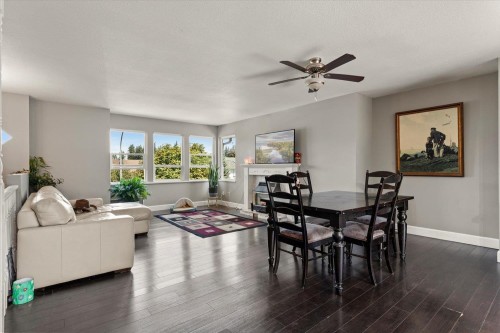 5633 Kathleen Drive, Chilliwack, BC - Indoor Photo Showing Other Room