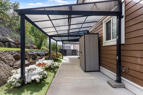 63-50778 Ledgestone Place, Chilliwack, BC - Outdoor With Exterior