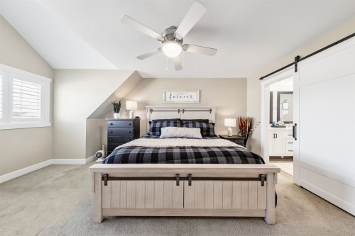 45736 Higginson Road, Chilliwack, BC - Indoor Photo Showing Bedroom